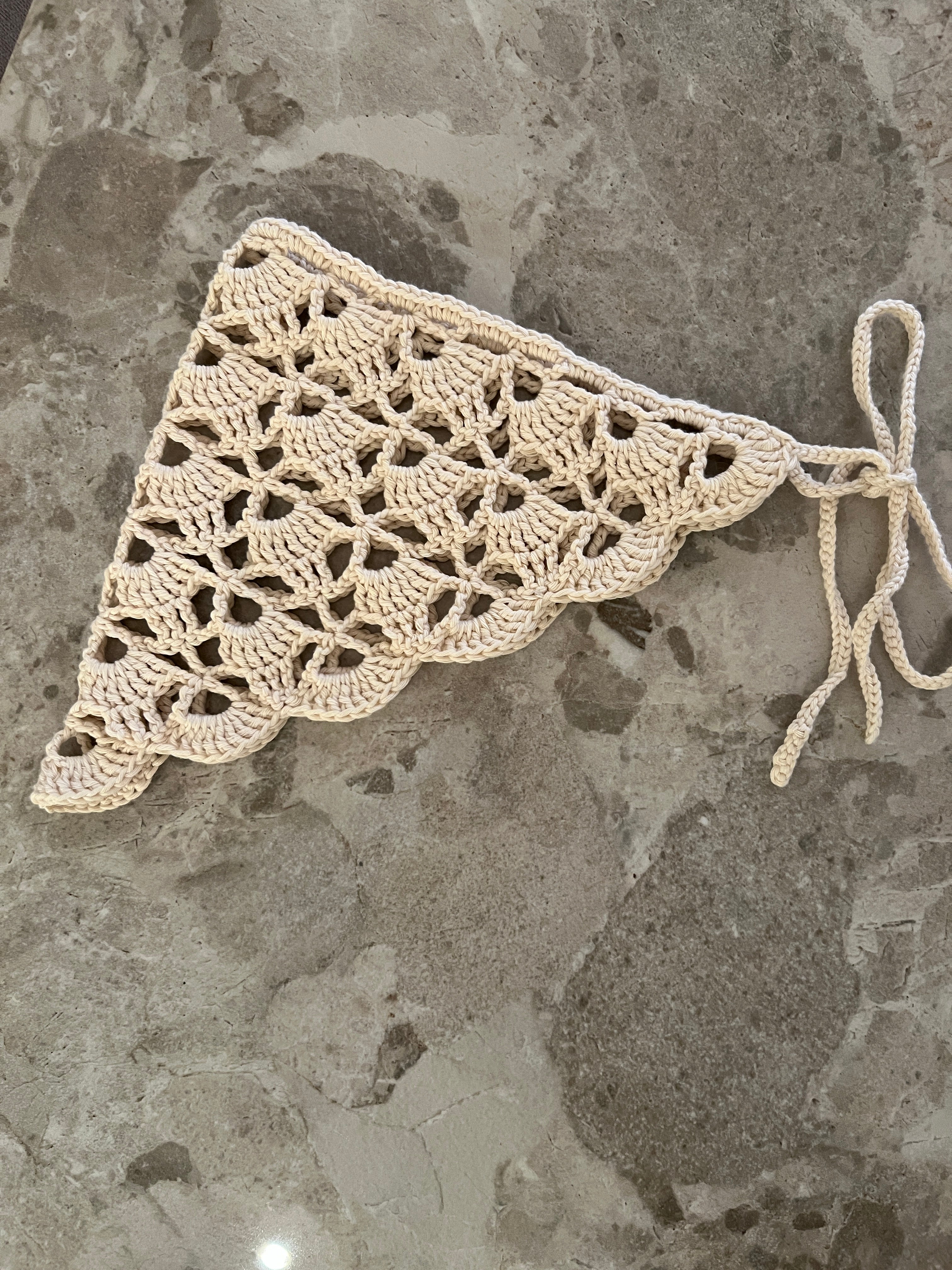 PATTERN - triangle lace scarf